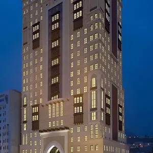 5* فندق بارك إن راديسون العزيزية